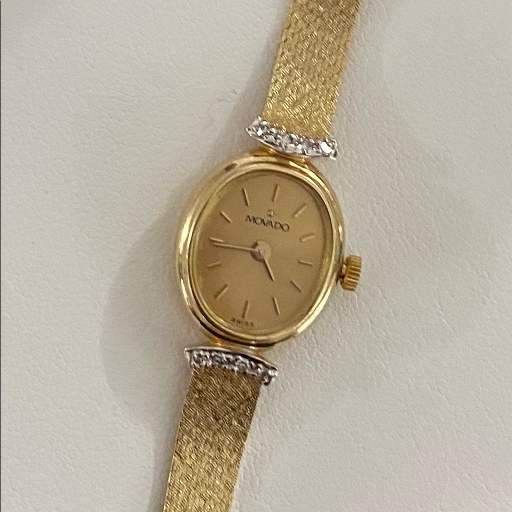 Vintage MOVADO Ladies dress watch 14kt Gold/Diamonds